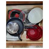 Contents of kitchen drawers SEE ALL PICS