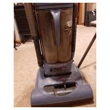 Hoover Windtunnel vacuum