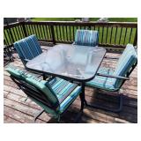 42" x 42" patio table & umbrella stand 4 chairs