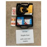 Arrow staple gun w/ case & extra staples