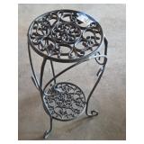 Metal plant stand