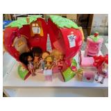 Strawberry Shortcake Berry Sweet Home, dolls &