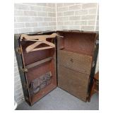 Travel trunk / wardrobe Steamer trunk