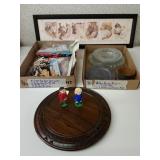 Vintage plastic magnetic kissing couple, bread