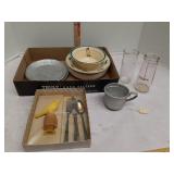Vintage baby/ sm child dishes: Hygeia +