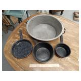 Graniteware Pots & Pans