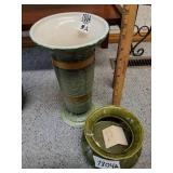 Hull vase & ladies spitton