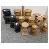 Wood candle pillars varying heights