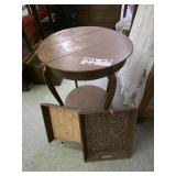 Table & serving trays