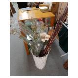 Metal decorative can with decor