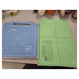 Quilters cut and press Clover cutting mat