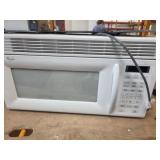 Whirlpool microwave, over stove
