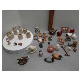 Figurines