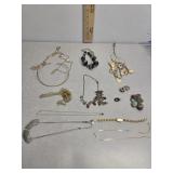 Assorted jewelry