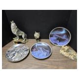 Wolf statues & collector plates
