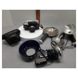 Taron camera & flashes