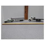 ERTL  Ford F250 truck & gooseneck cattle trailer