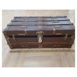> Late 19th century wood steamer trunk 39wx20wx14h