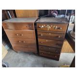 2 dressers