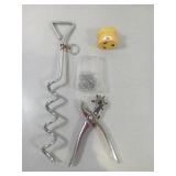 Ground Anchor,  Leather Punch, Adapter +