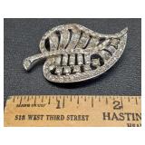 *Vintage rhinestone leaf pin