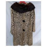 > Vintage faux leopard print 3/4 sleeve coat, sz