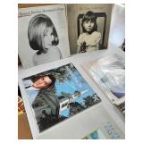 Record albums : Barbara Streisand,  Elvis, Merle