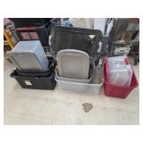 >Totes some with lids!