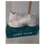 Nike Kyrie 3 "Ivory" basketball shoes size 11.5