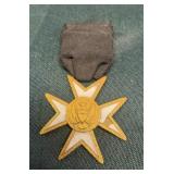 Enameled US medal pin