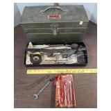 Park metal tool box and contents: Lectrolite