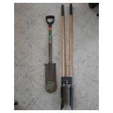 >Yard tools: tile spade & post hole spade