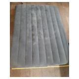 Full size air mattress