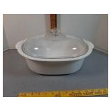 Large casserole w/ lid