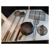 Cast-iron skillet 8,  bacon press & more