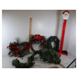 Christmas wreaths & Santa card tree