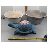 Enamel & aluminum wash basin & Turtle