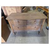 Dresser 38x17x26"