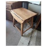 Attic heirlooms drop leaf table