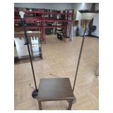 >End table and 2 floor lamps