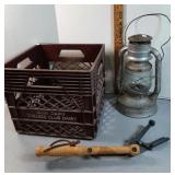 Dietz barn lantern, milk crate & skeet thower