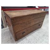 > Solid wood chest / trunk