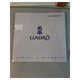 2 Lladro booklets Noxedades 1991& 1991