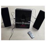 Craig CD/ am fm clock radio w/ remote WORKS & CD