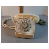GTE Rotary phone