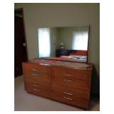 8 DRAWER DRESSER W/ MIRROR