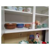 7 PC US POTTERY BOWLS, PITCHER (CHIPPED)
