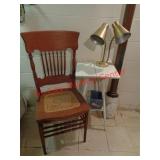 WOOD & RATTAN CHAIR, PARLOR TABLE, LAMP +++