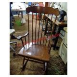 HARD ROCK MAPLE ROCKER ROCKING CHAIR