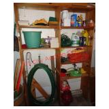 CONTENTS OF SHELF - HOSES, EXT CORDS +++